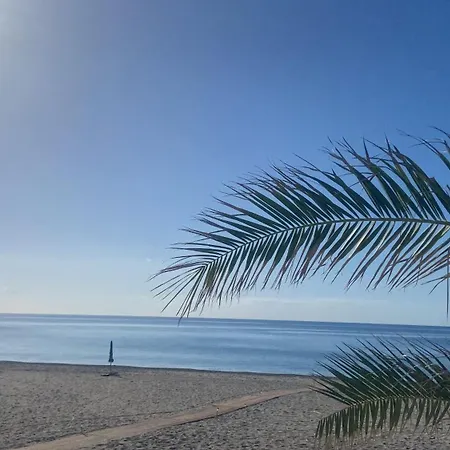 Costa Dei Gigli 3 아파트 *