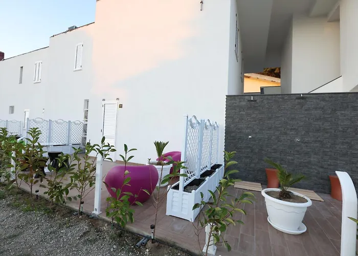 Costa Dei Gigli 3 شقة